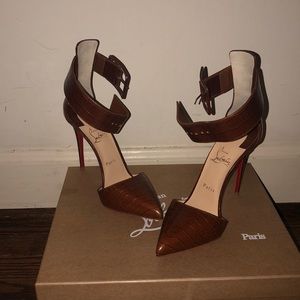 Brand New Brown Leather Christian Louboutin